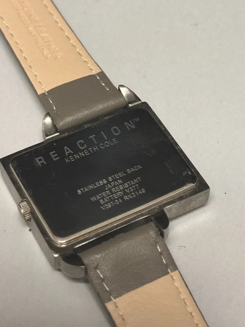 Kenneth Cole kenneth cole